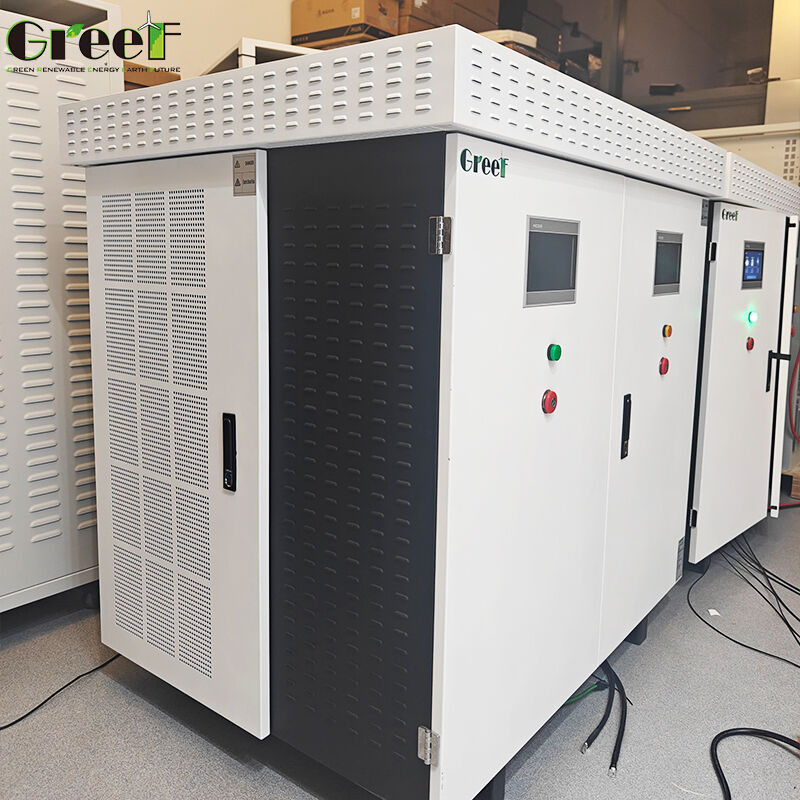 에너지 관리를 위한 리튬 이온 배터리 및 LCD 터치 스크린이 장착된 고효율 계통 연계 컨트롤러